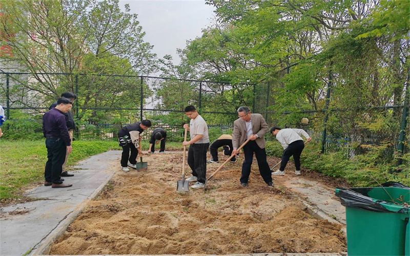 校園綠化齊參與，共建美麗理工校園